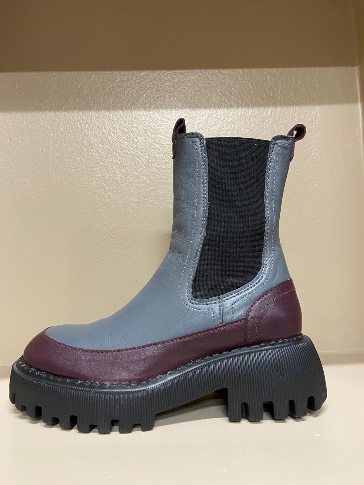 Stivaletti in pelle grigio Cerruti donna